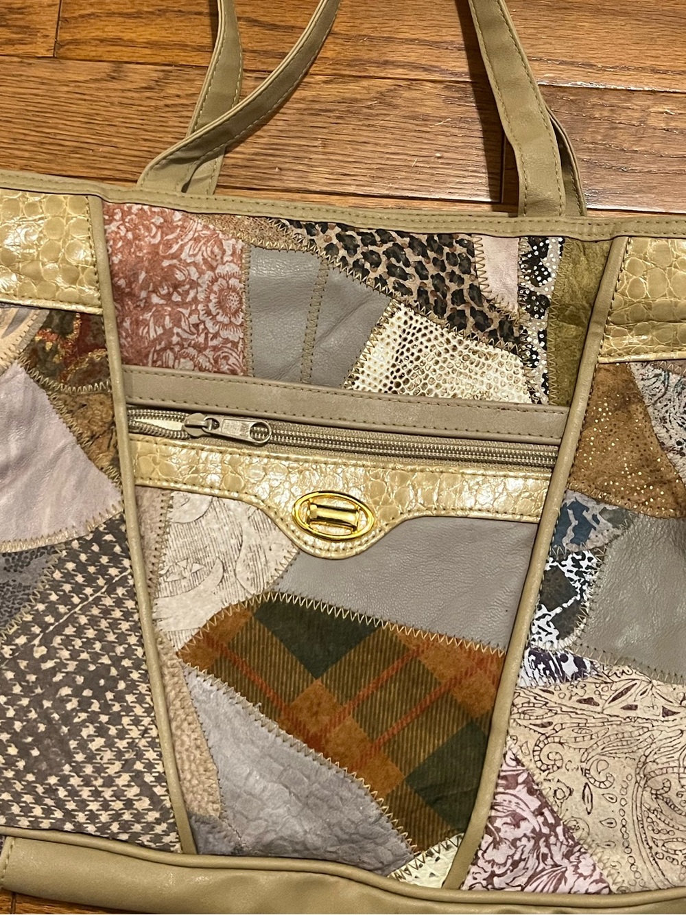 Leather & Suede Patchwork Tote Bag in Multicolor - Stylish Everyday Shoulder Bag